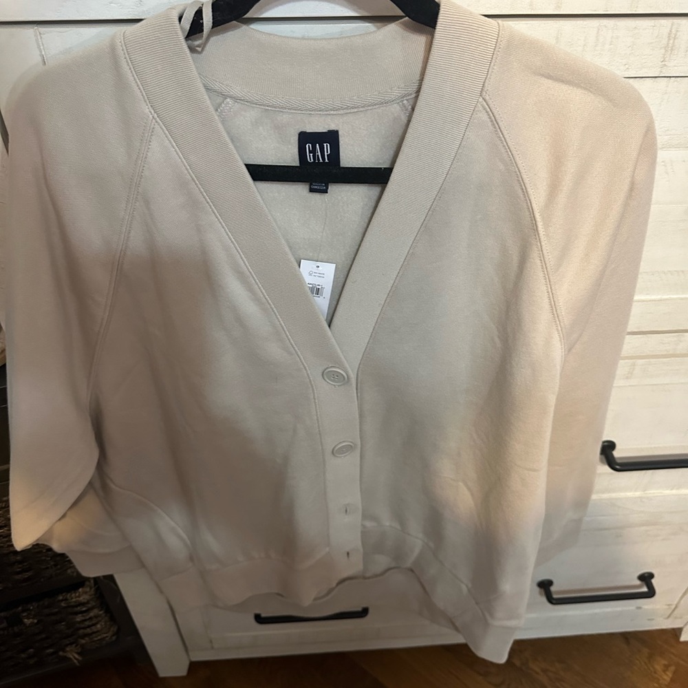 Gap brand new cardigan